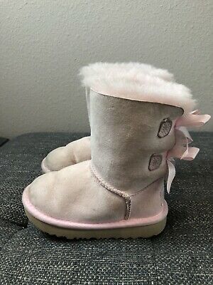 pink ugg boots girls