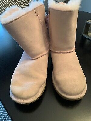 ugg boots kids size 4