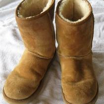used uggs size 8